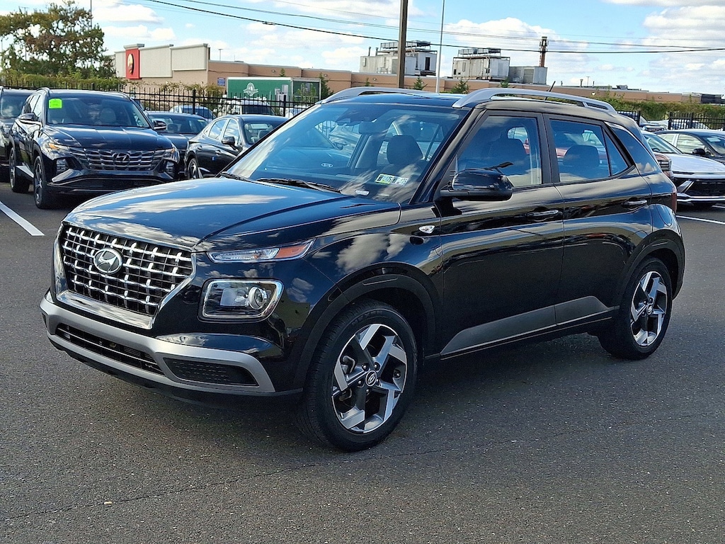 Certified 2023 Hyundai Venue SEL SUV