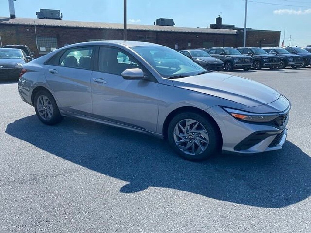 Certified 2025 Hyundai Elantra Hybrid Blue Sedan