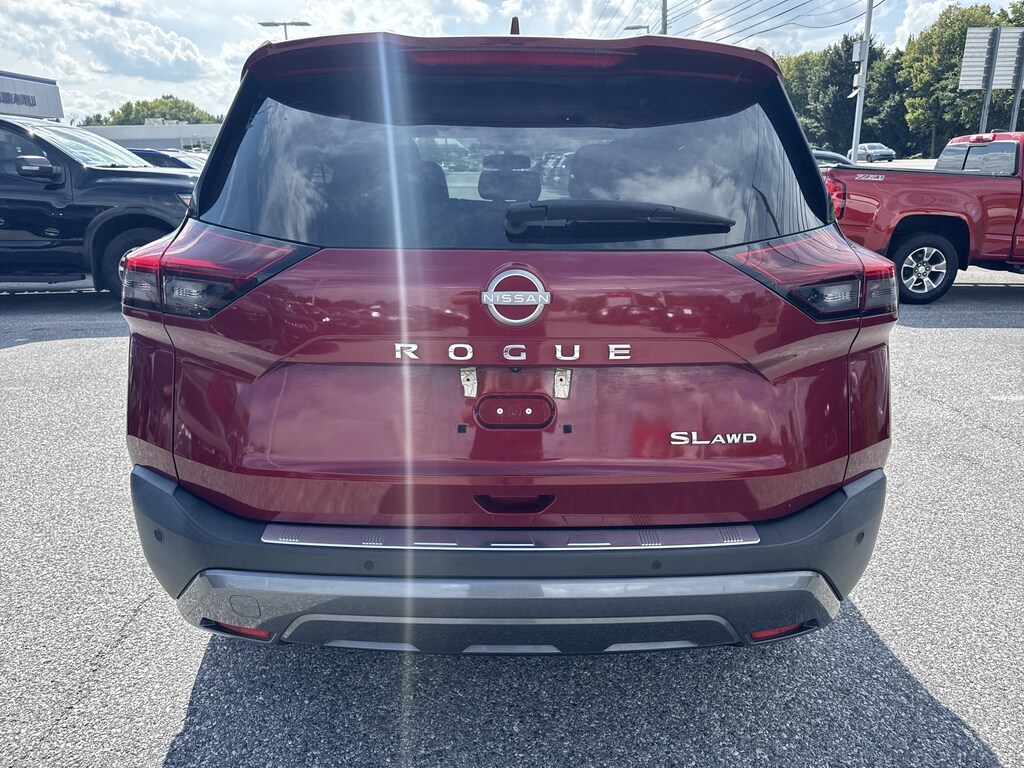 Used 2023 Nissan Rogue SL SUV