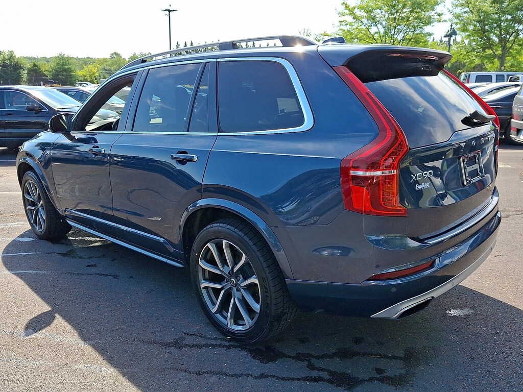 Used 2019 Volvo XC90 Momentum SUV