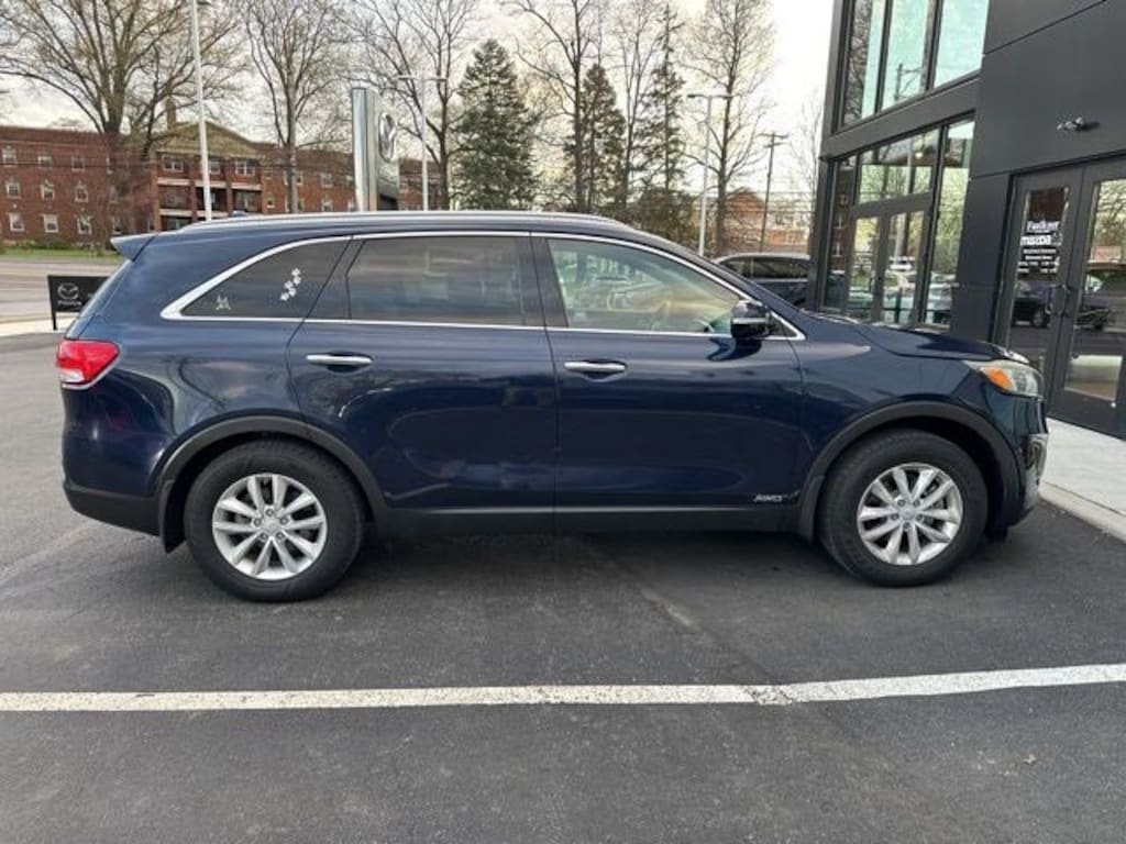 Used 2018 Kia Sorento LX SUV