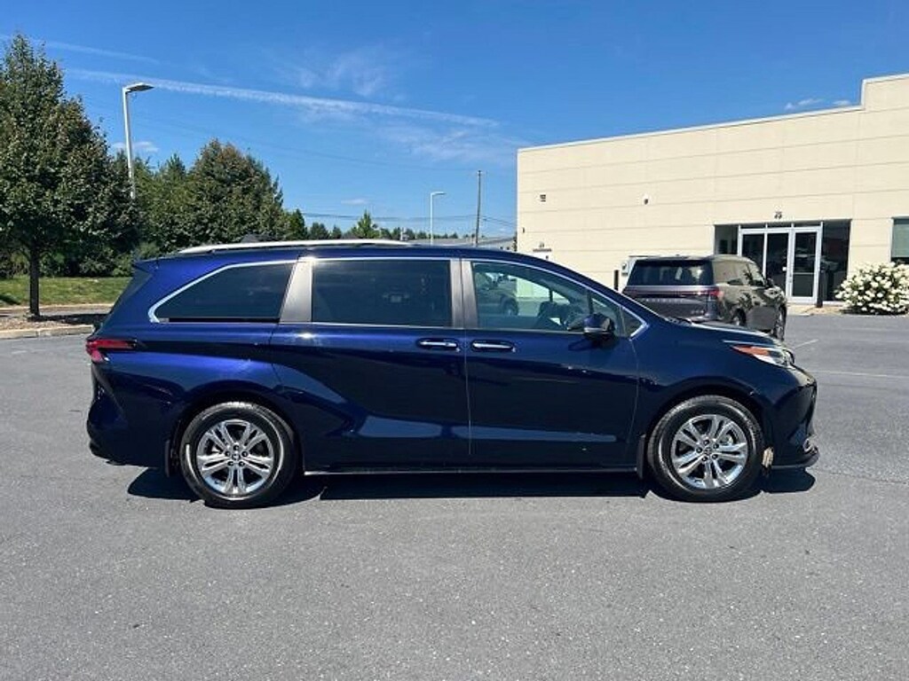 Used 2023 Toyota Sienna Platinum Van Passenger Van
