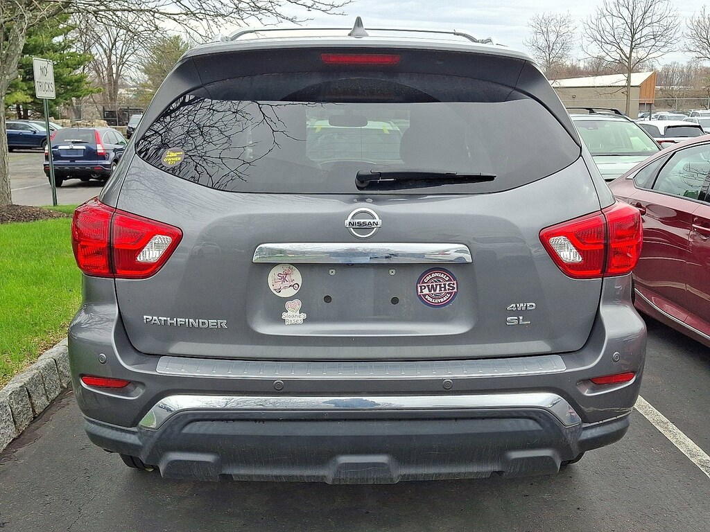 Used 2020 Nissan Pathfinder SL SUV