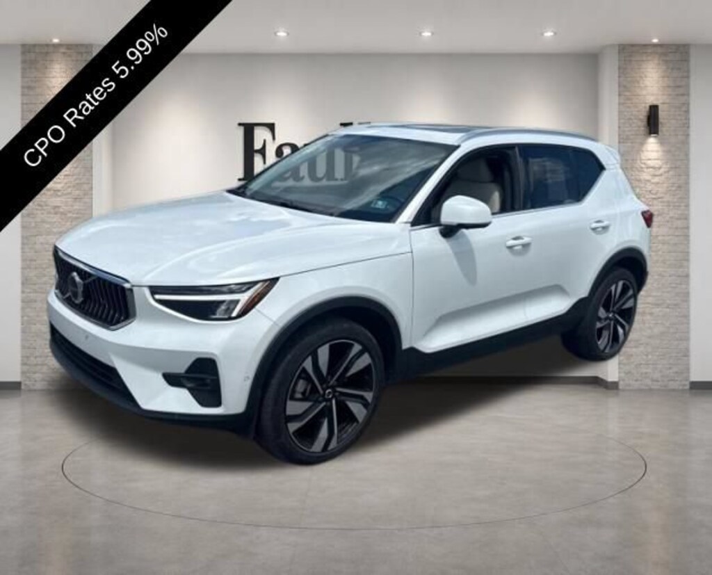 Certified 2024 Volvo XC40 Plus Bright Theme SUV