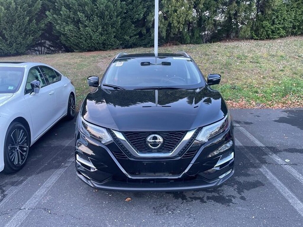 Certified 2022 Nissan Rogue Sport SL SUV