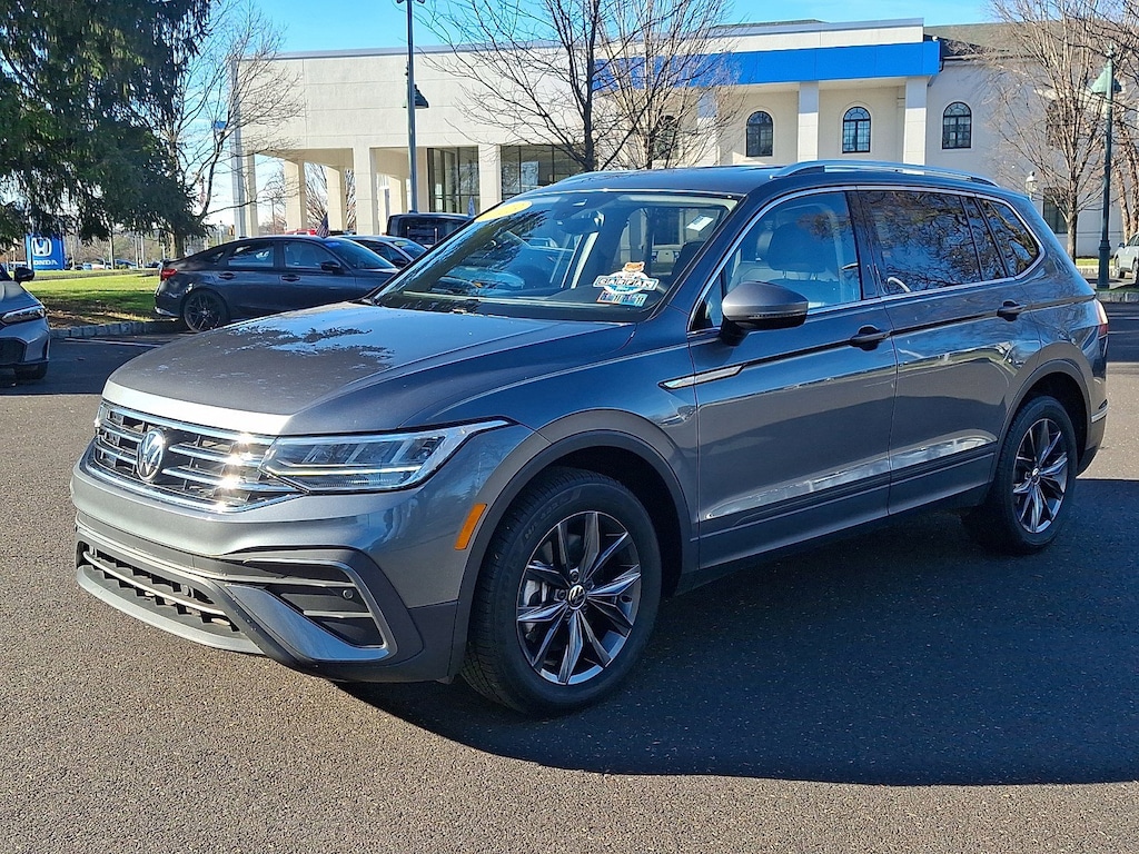 Used 2023 Volkswagen Tiguan SE SUV