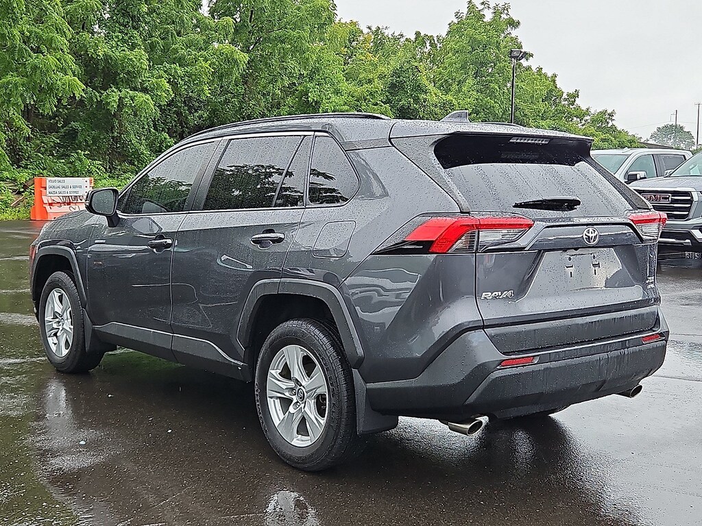 Used 2021 Toyota RAV4 XLE SUV