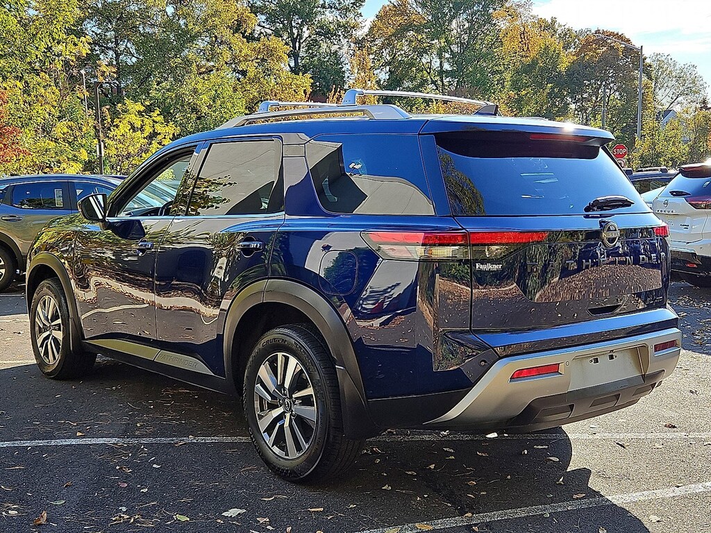 Certified 2024 Nissan Pathfinder SL SUV