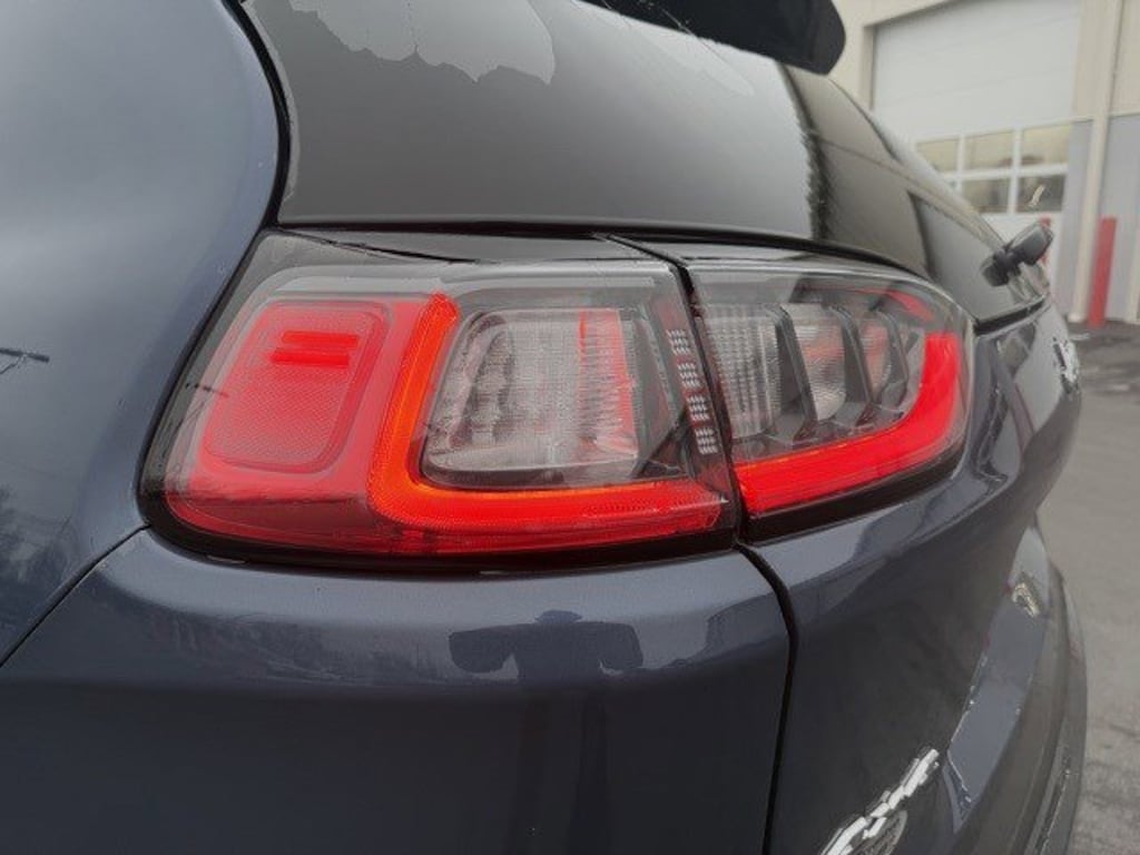 Certified 2021 Jeep Cherokee Latitude Lux SUV