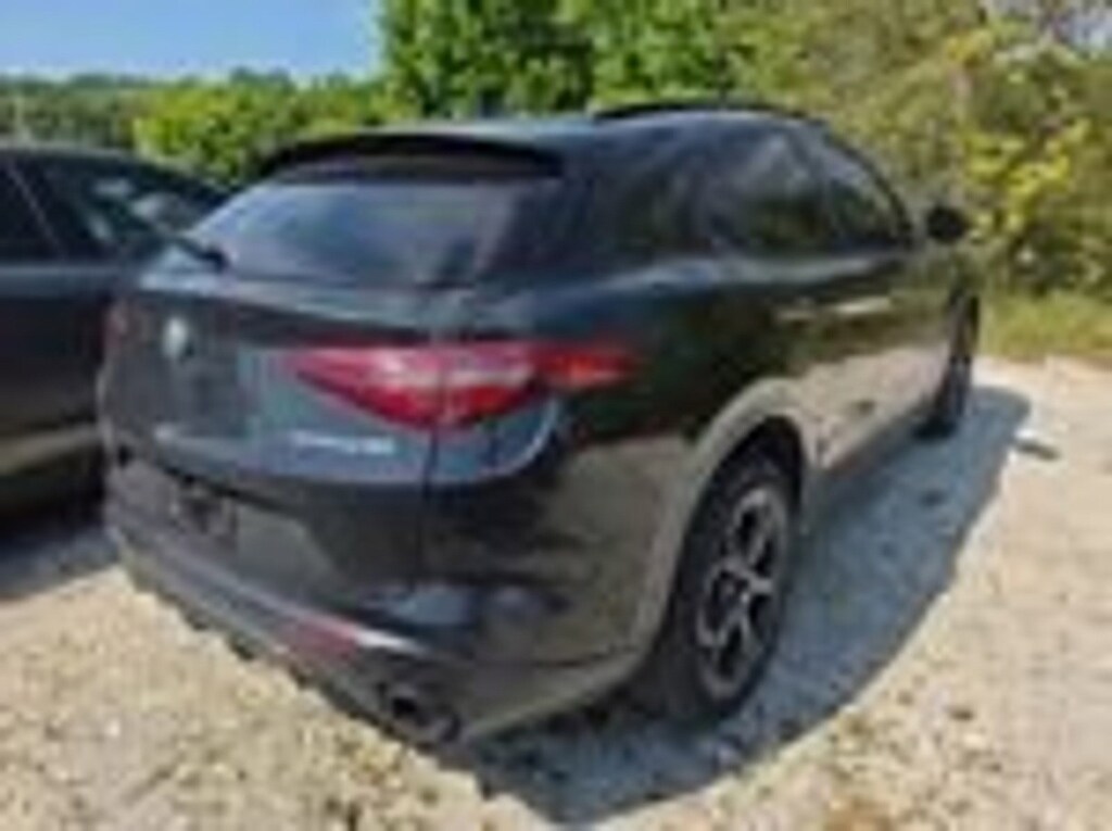 Used 2022 Alfa Romeo Stelvio Veloce SUV