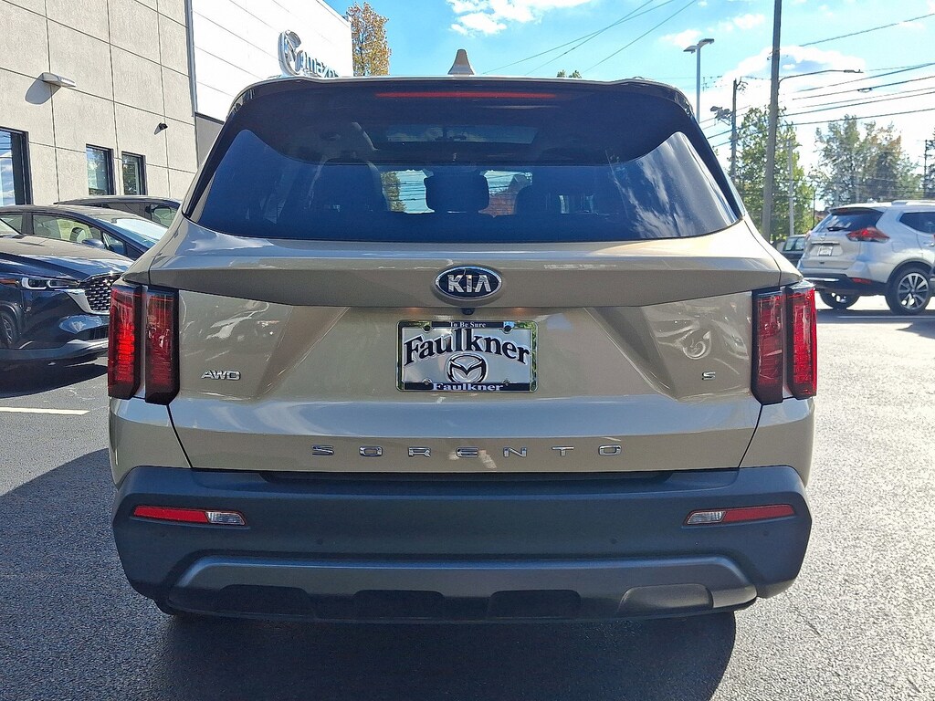 Used 2021 Kia Sorento S SUV