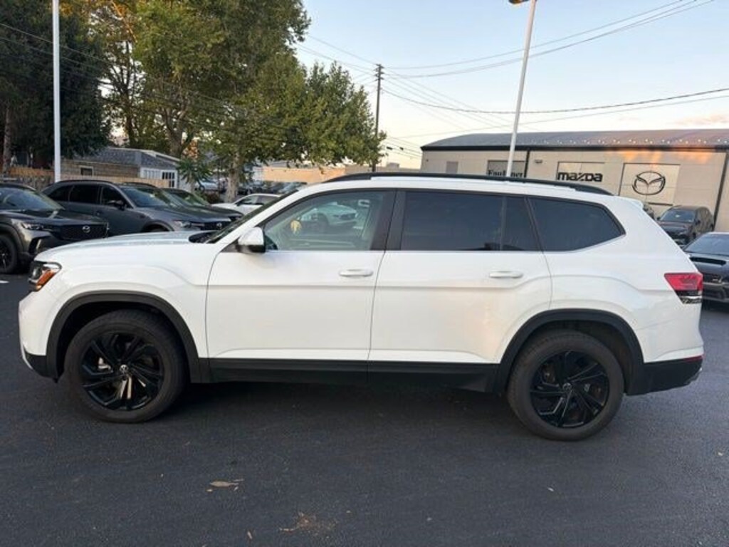 Used 2023 Volkswagen Atlas 2.0T SE w/Technology SUV