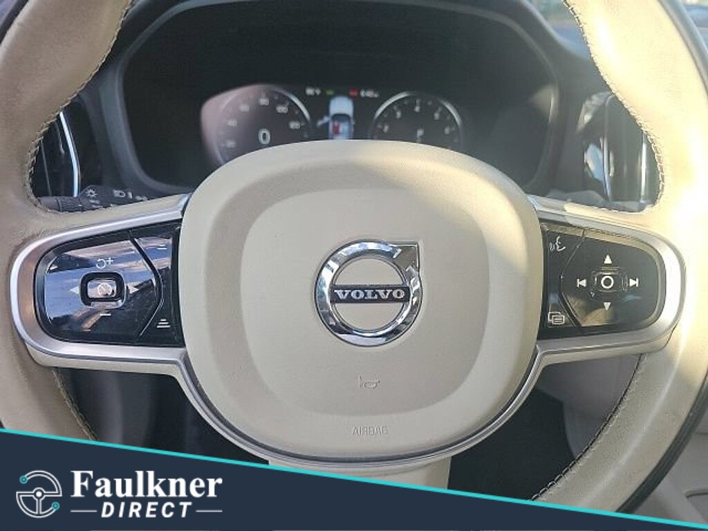 Used 2020 Volvo S60 Momentum Sedan