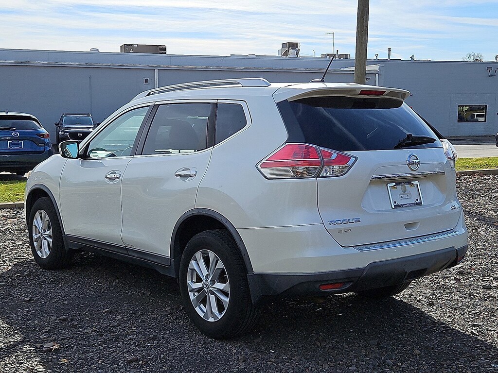 Used 2016 Nissan Rogue SV SUV