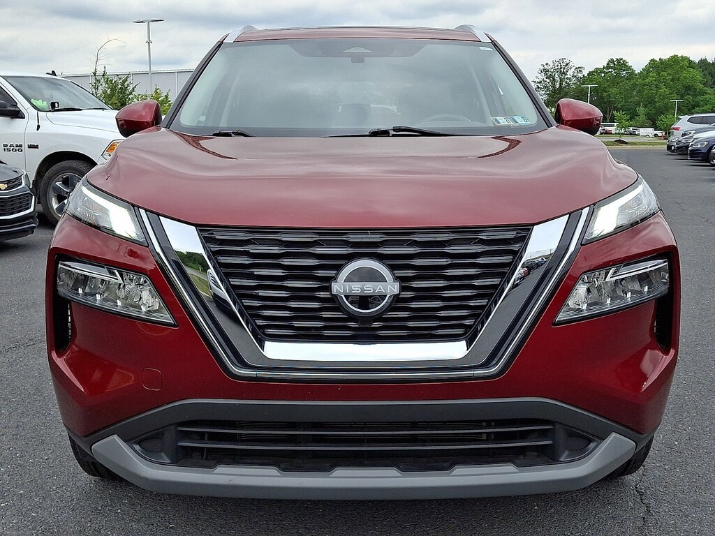 Used 2023 Nissan Rogue SV SUV