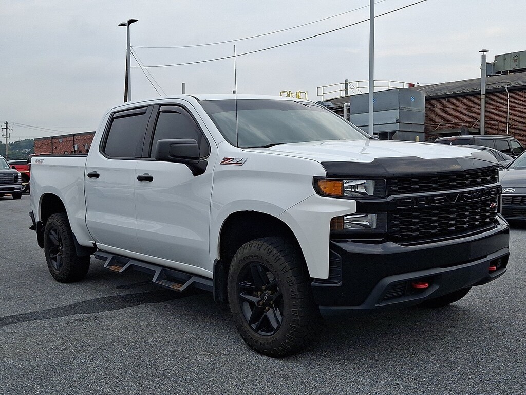 Used 2019 Chevrolet Silverado 1500 Custom Trail Boss Truck Crew Cab