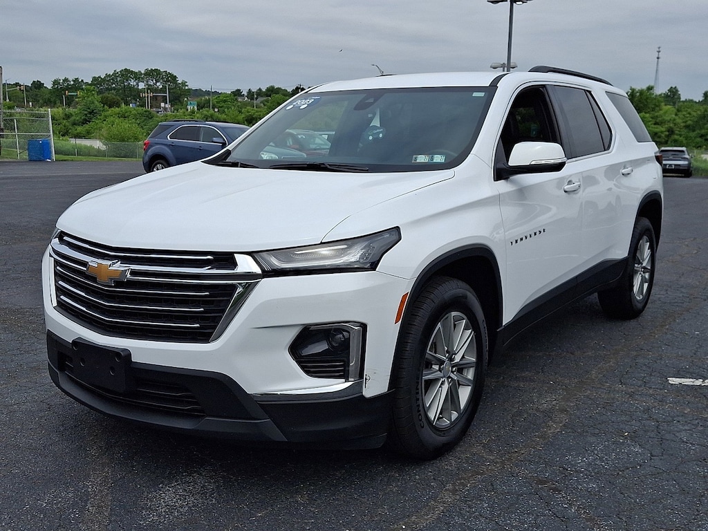 Certified 2023 Chevrolet Traverse LT Leather SUV
