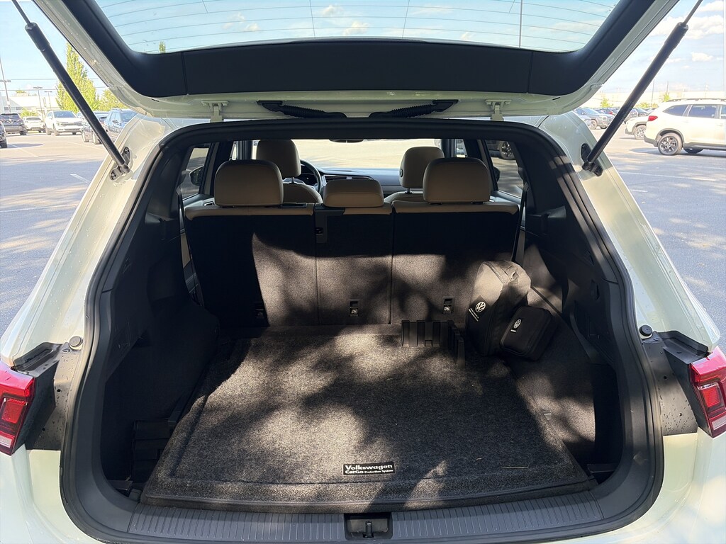 Certified 2022 Volkswagen Tiguan SE SUV