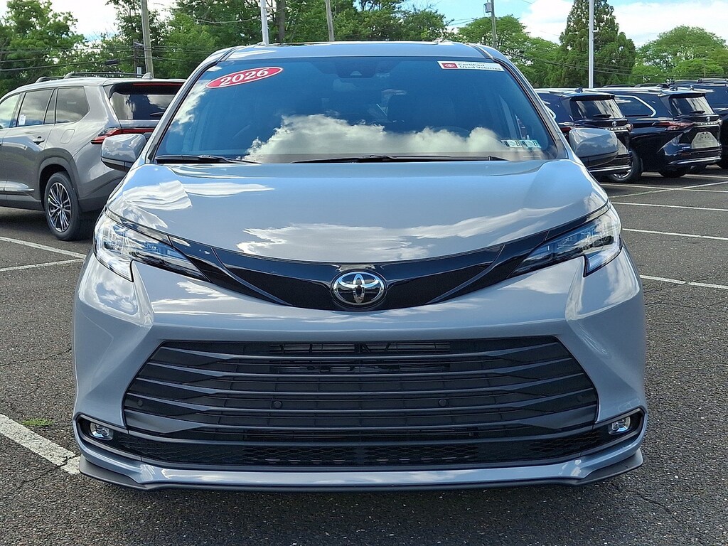 Certified 2026 Toyota Sienna Woodland Edition Van Passenger Van
