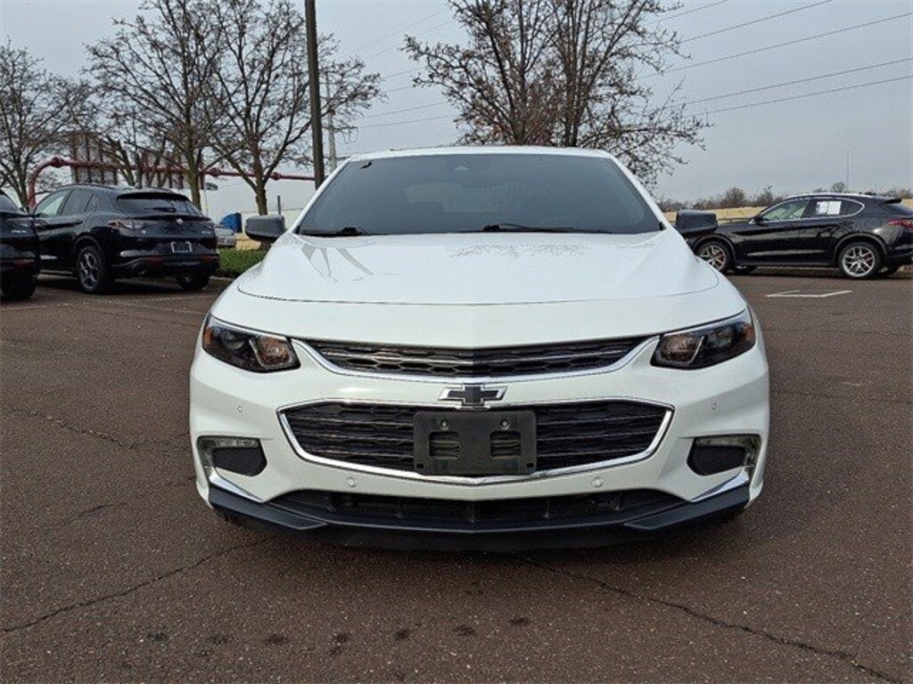 Used 2018 Chevrolet Malibu Premier Sedan