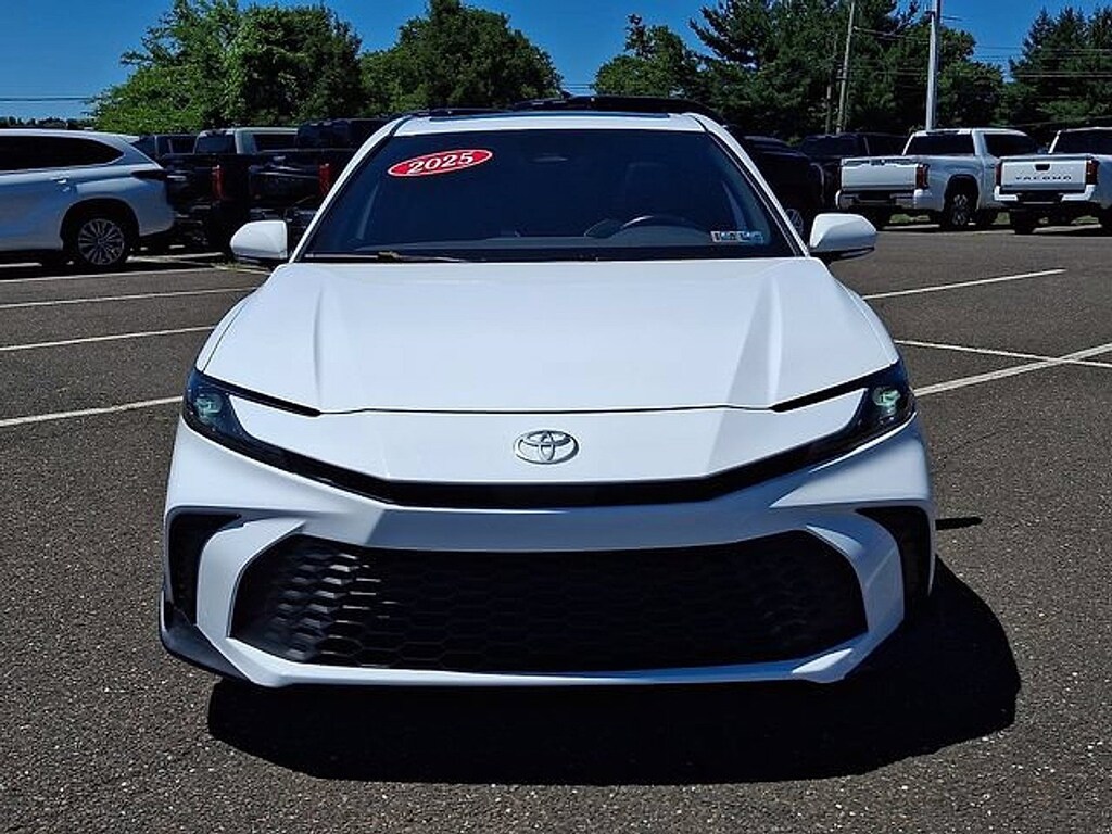 Certified 2025 Toyota Camry SE Sedan