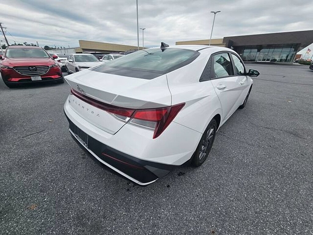 Certified 2024 Hyundai Elantra SEL Sedan