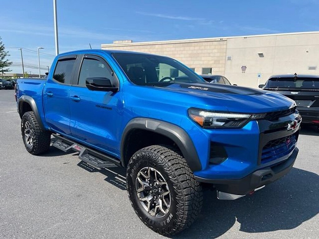 Used 2024 Chevrolet Colorado 4WD ZR2 Truck Crew Cab