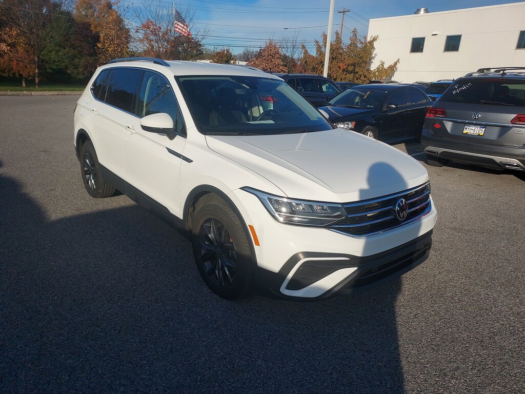 Certified 2022 Volkswagen Tiguan SE SUV