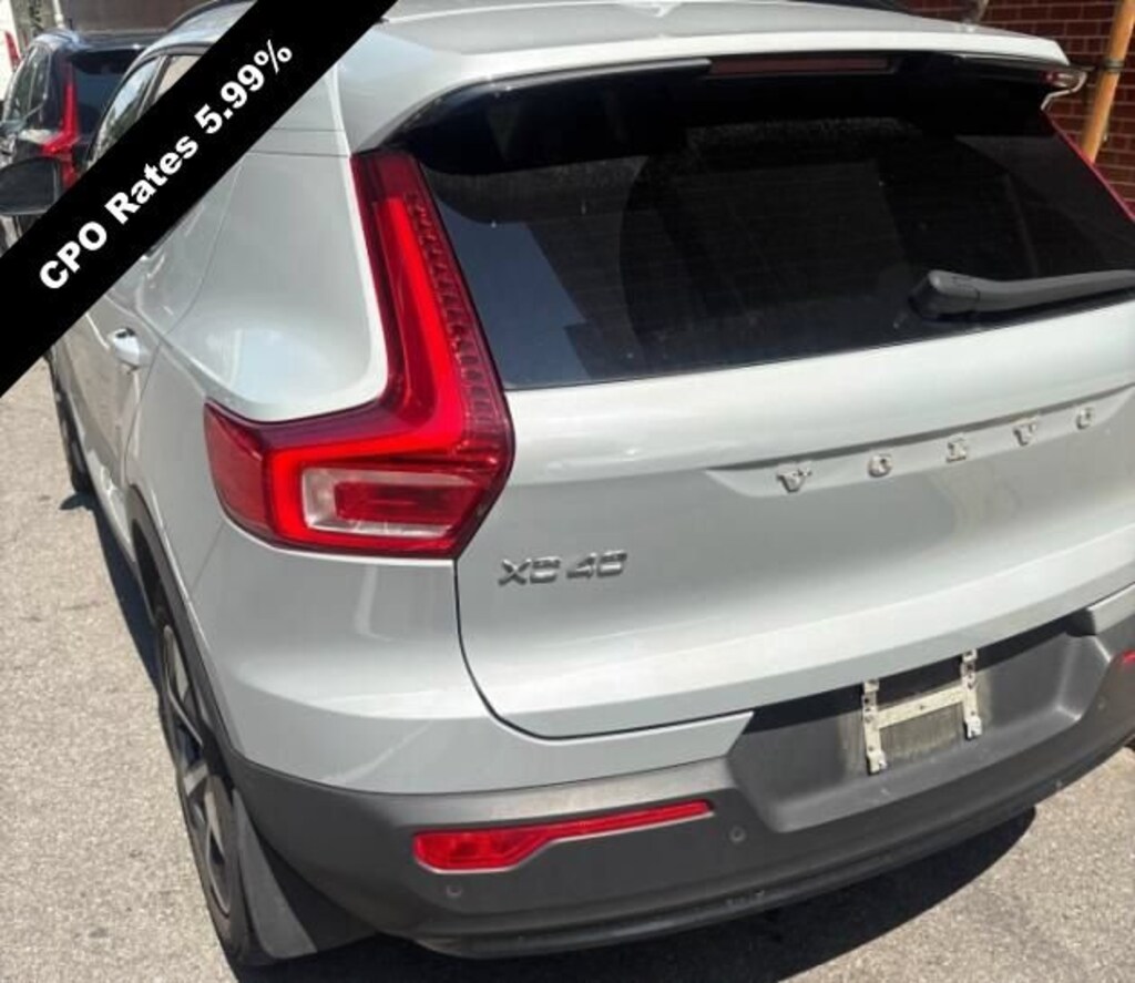 Certified 2024 Volvo XC40 Plus Dark Theme SUV