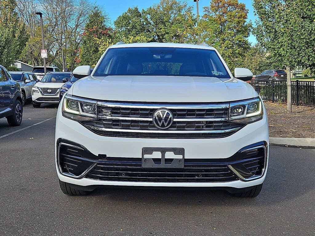 Used 2021 Volkswagen Atlas Cross Sport 3.6L V6 SE w/Technology R-Line SUV