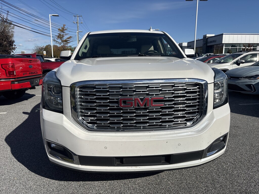 Used 2018 GMC Yukon XL Denali SUV