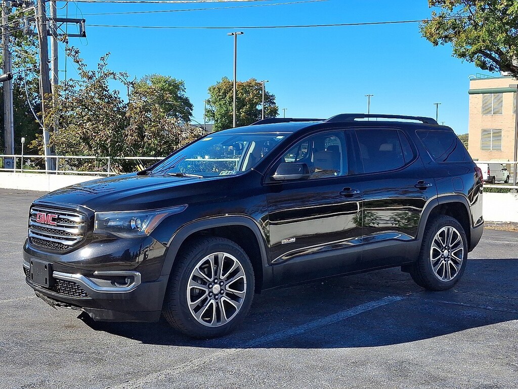 Used 2017 GMC Acadia SLT SUV