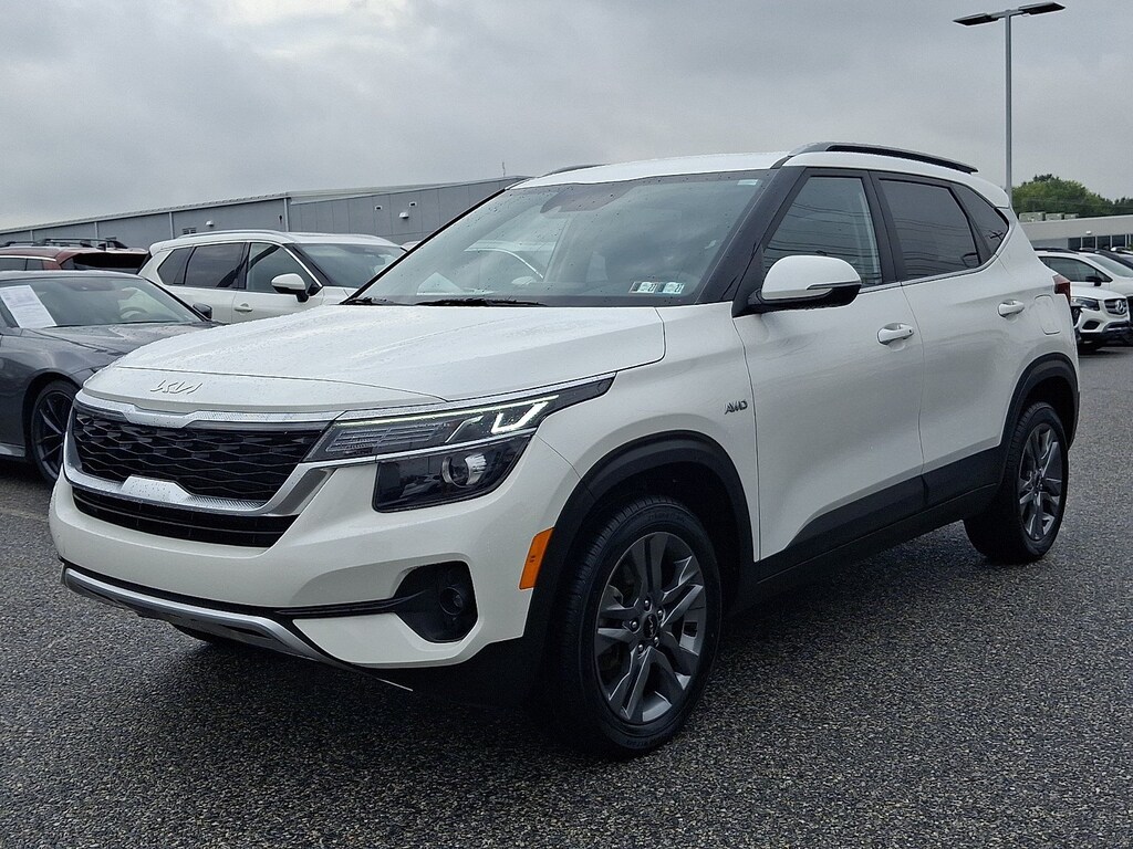 Used 2023 Kia Seltos S SUV