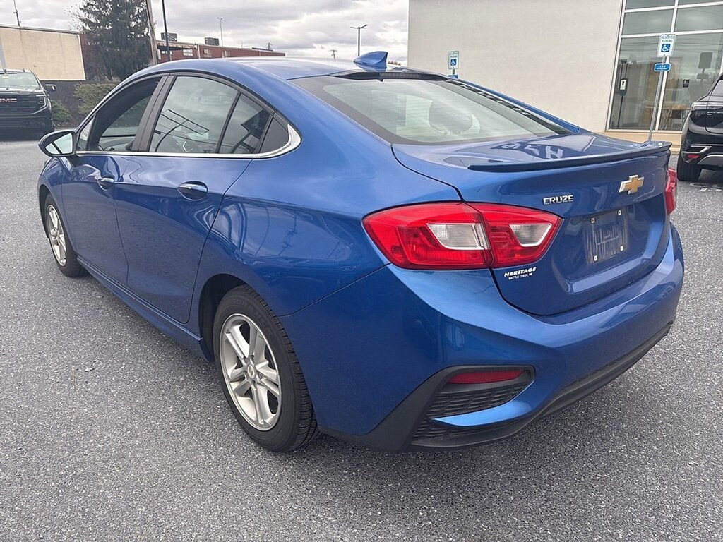 Used 2017 Chevrolet Cruze LT Sedan