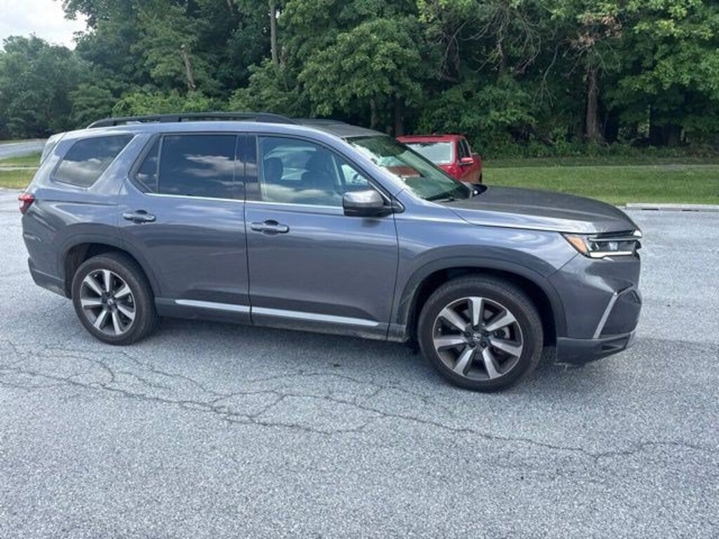 Certified 2023 Honda Pilot Touring SUV