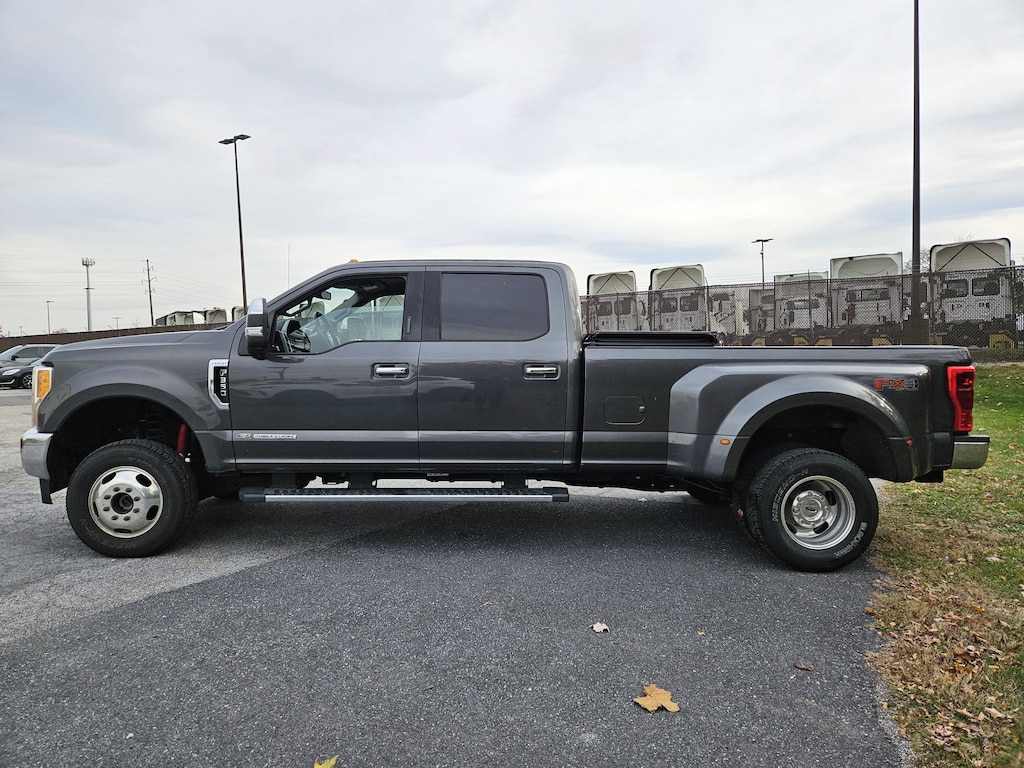 Used 2017 Ford Super Duty F-350 DRW Lariat Truck Crew Cab