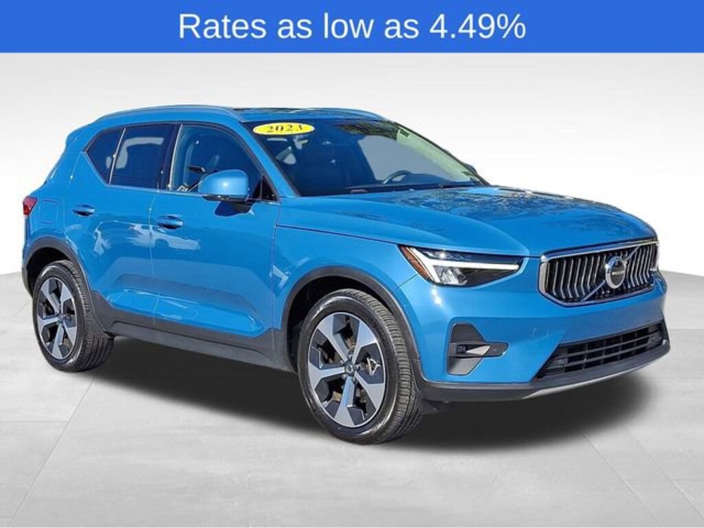 Certified 2023 Volvo XC40 Plus Bright Theme SUV