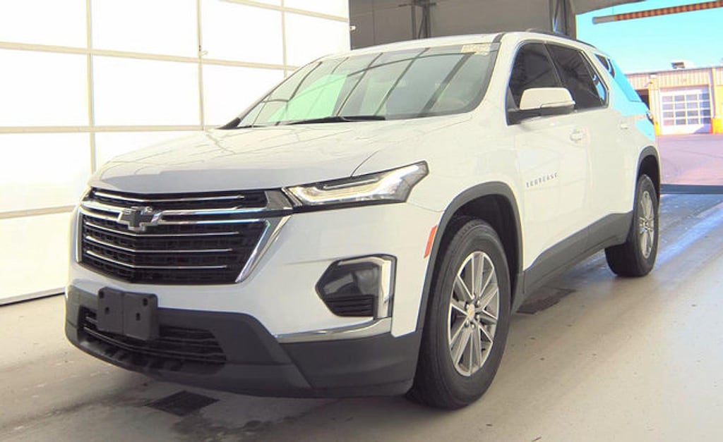 Certified 2023 Chevrolet Traverse LT Cloth SUV