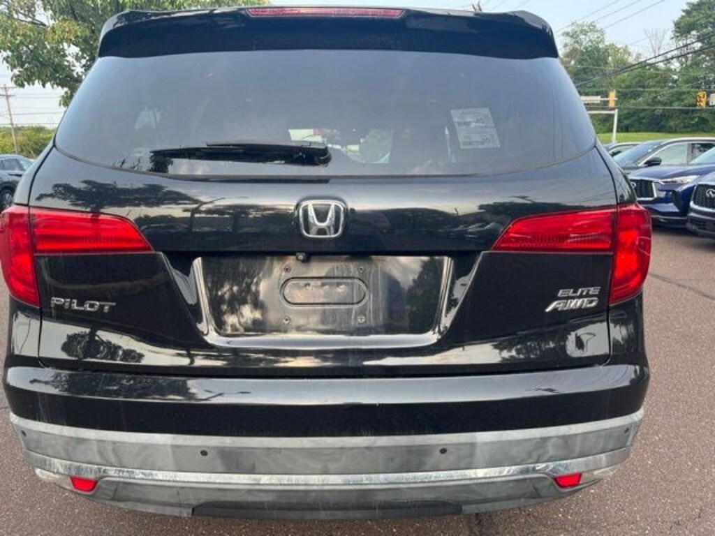 Used 2016 Honda Pilot Elite SUV
