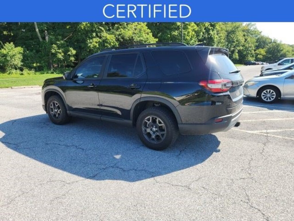 Certified 2023 Honda Pilot TrailSport SUV