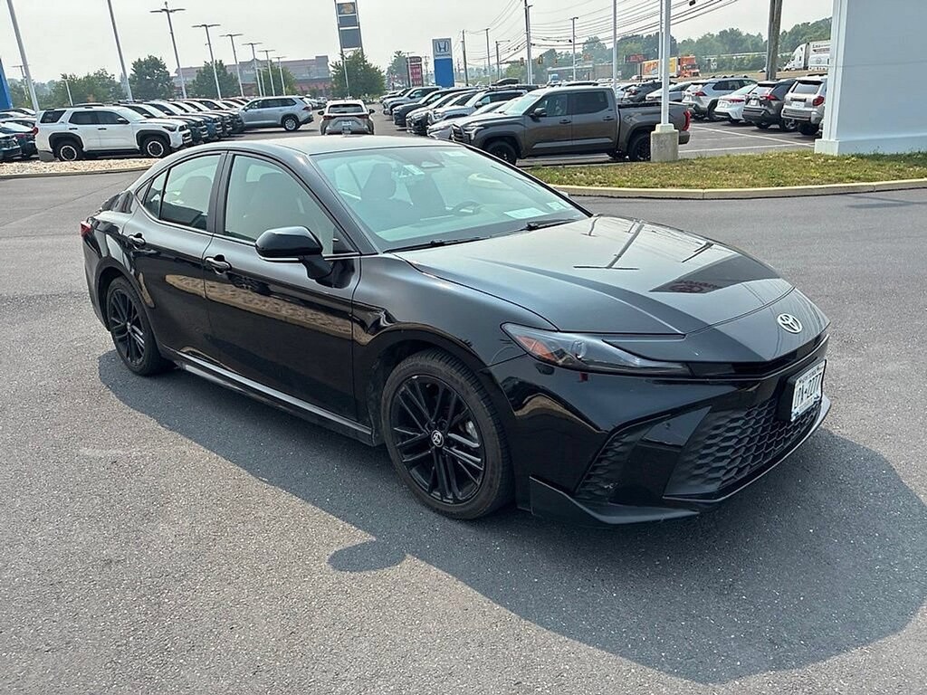 Certified 2025 Toyota Camry SE Sedan