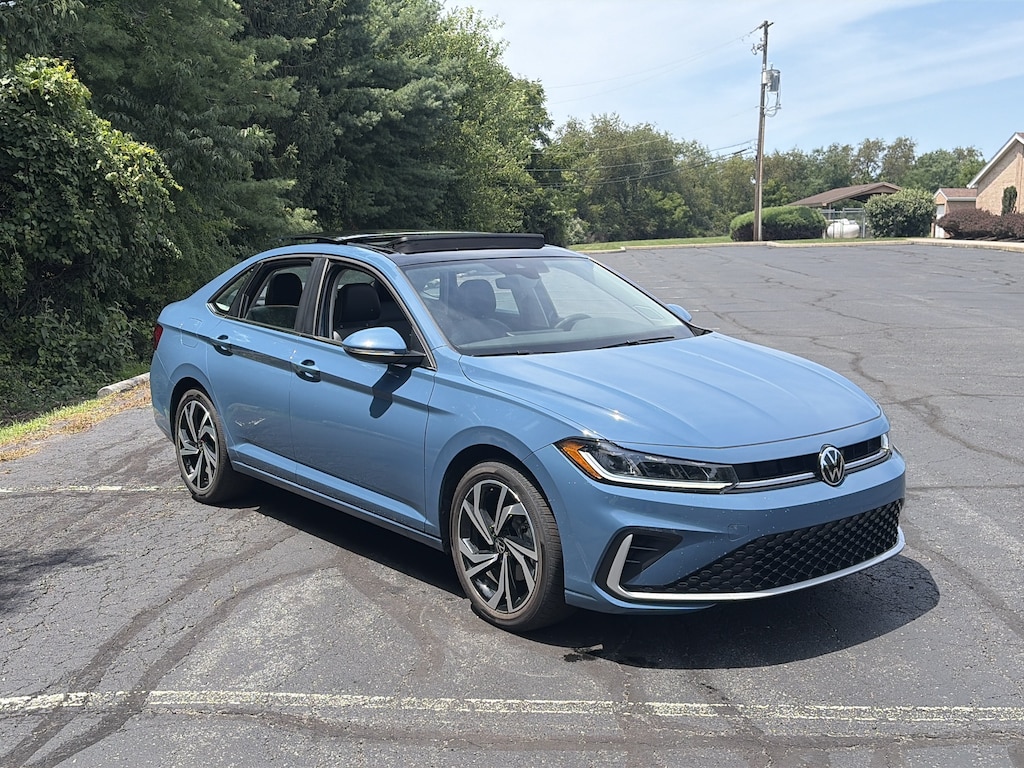Certified 2025 Volkswagen Jetta SEL Sedan