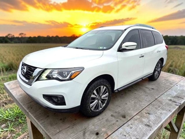 Used 2018 Nissan Pathfinder SV with VIN 5N1DR2MM0JC663600 for sale in Mechanicsburg, PA