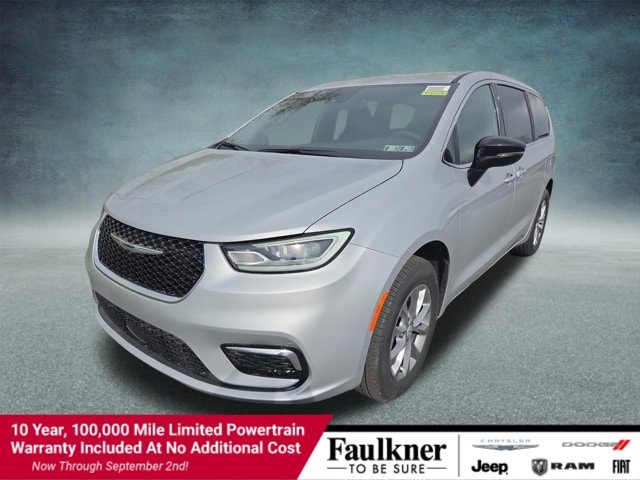 2026 Chrysler Pacifica Select AWD's photo