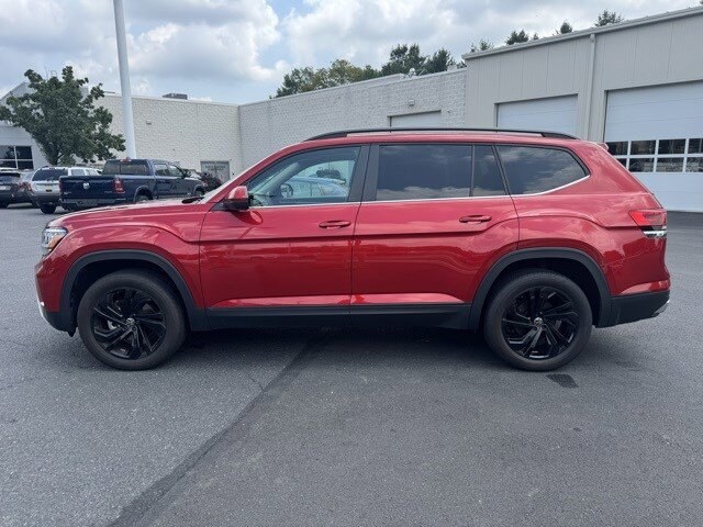 2023 Volkswagen Atlas SE Technology photo 2