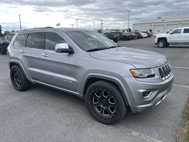 2015 Jeep Grand Cherokee Overland photo 2