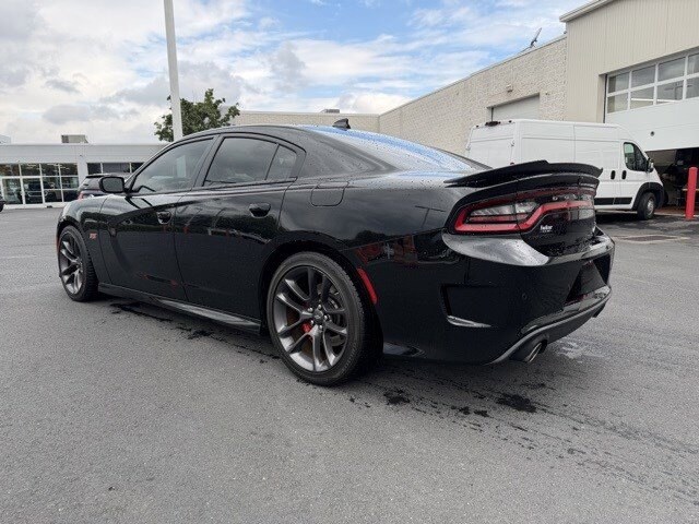 2022 Dodge Charger Scat Pack photo 3