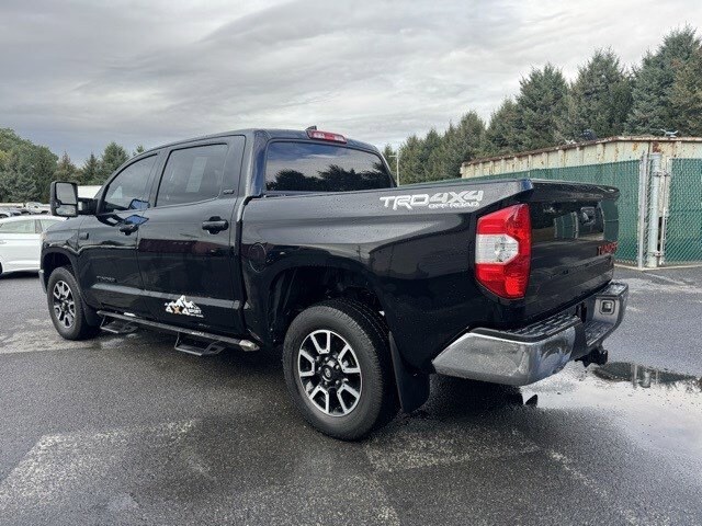 2021 Toyota Tundra SR5 CrewMax photo 3