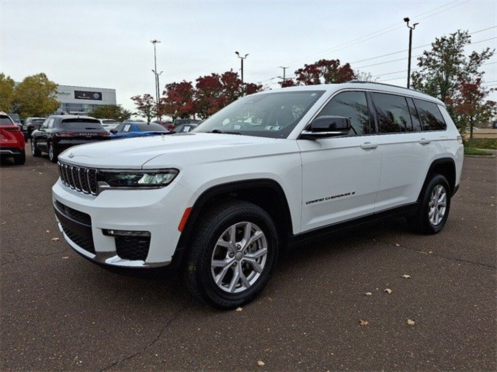 Used 2022 Jeep New Grand Cherokee Limited SUV