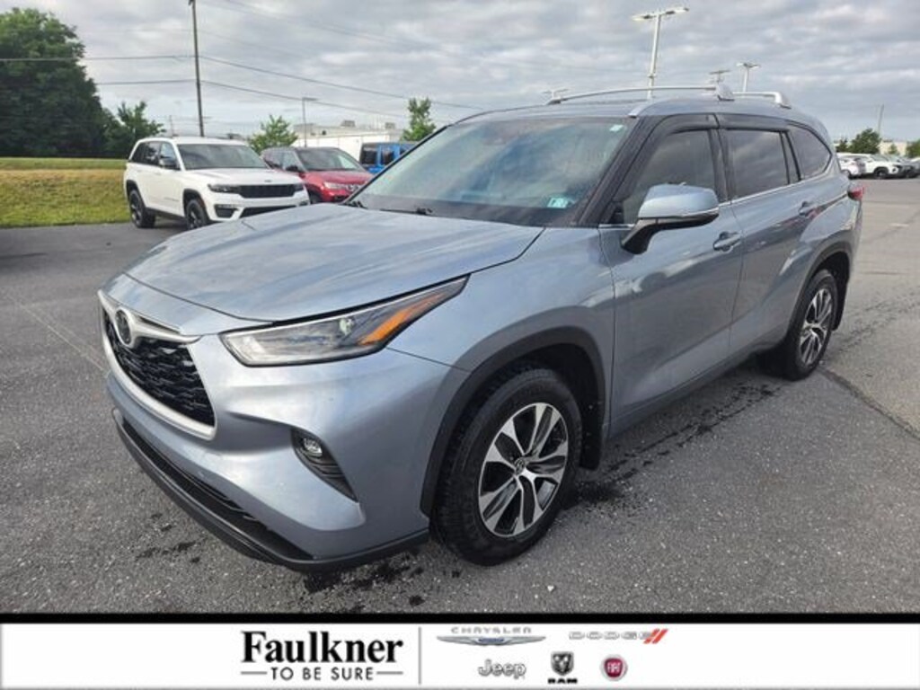 Used 2021 Toyota Highlander XLE SUV